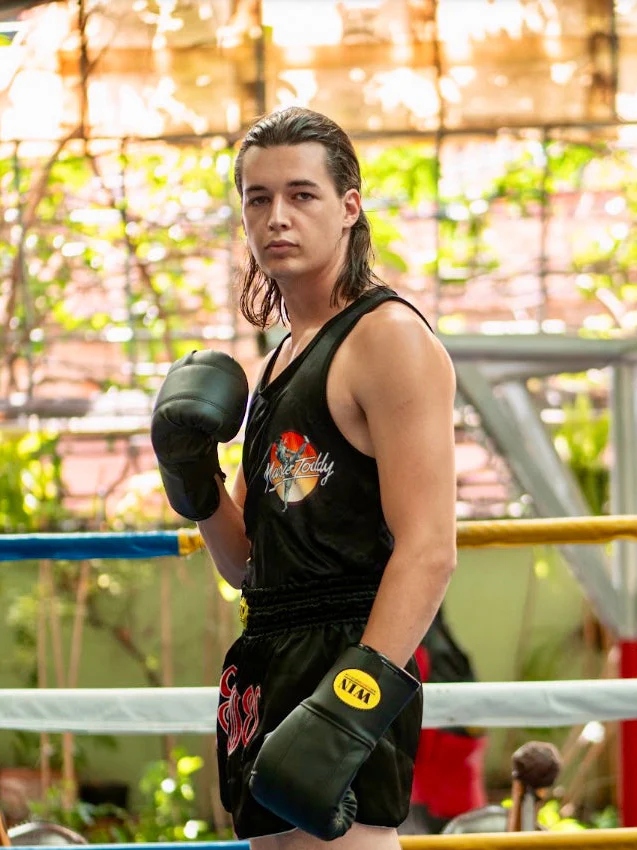 Hunter Wells training in Bangkok, Thailand